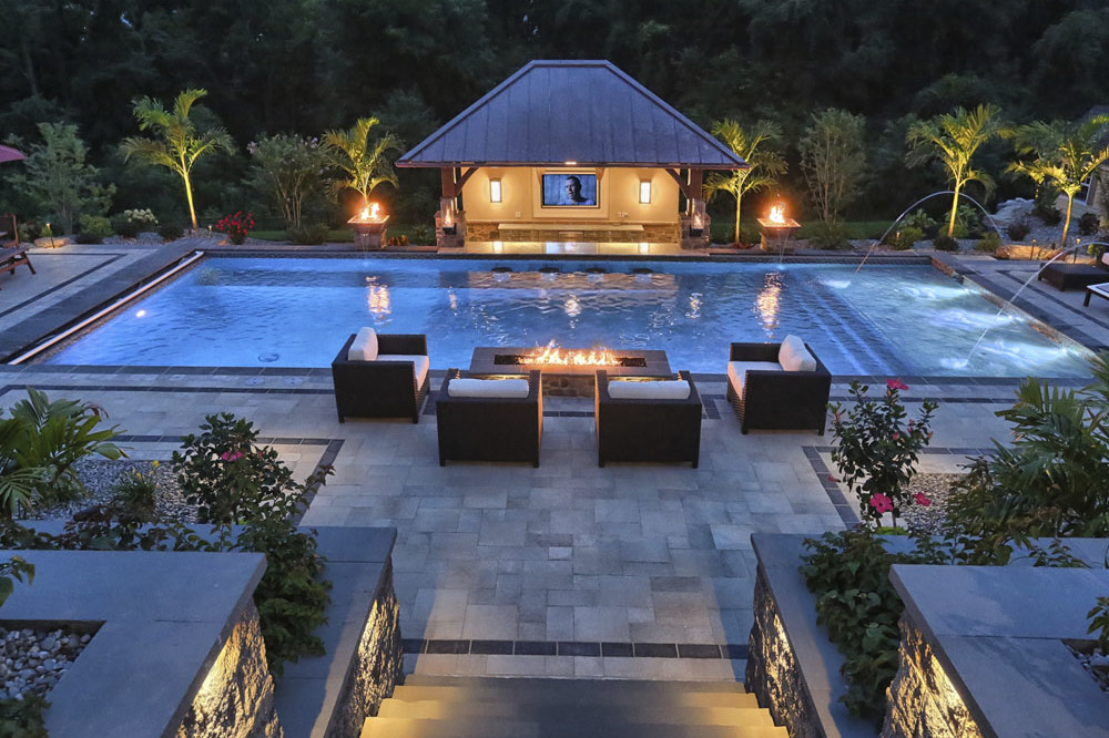 Steps to luxury pool